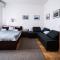 BumbleBee Apartment with AC