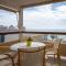 AT100 Apartamento alto con las vistas del mar