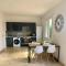Appartement à 200m des plages.