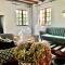 Comfy Greyton Cottage for Four