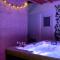 Heart of Oia - Private house with Jacuzzi