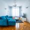 Vitosha Str 2BD White & Blue Apt