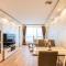 M1 Pool and Beach View Apartment