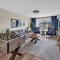 Steps from the Beach, 1BD Contemporary Condo at Tower 9 with Foosball and Garage