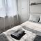 Apartment In The Old Town - Stare Miasto , Wi-Fi - by HIK Apartments