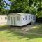 Beautiful 6 Berth Caravan With Wifi In Hampshire Ref 81337sb