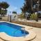 Casa Caledonia - Villa de 136m2 avec jardin arboré et piscine privée à 500 M de la mer
