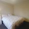 En suite Double Room In Headington