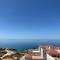 bel appartement équipé et spacieux avec vue magnifique sur mer