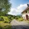 Ferme auberge à la colline