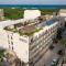 Sunday Hotel 52 at Playa del Carmen