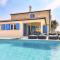 Villa Jolie