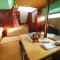 Relax on the canals Cozy Sailboat for 3 people