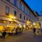 Apartment & Rooms in Lucca Center -