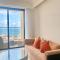 01 Bedroom apt with Kiss bridge view