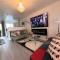 Milton Keynes Luxury Short Stay House with WIFI and Free Parking