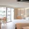 The Quarter Chaophraya by UHG - Balcone Superior - Letto Re