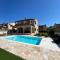 Rustic Villa with private pool