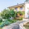 Apartments for families with children Banjole, Pula - 2258