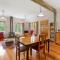 Wine Loft - Cosy Country Retreat with Ocean Views