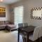 Homey 2 BR Unit w/Pool in Avida IT Park
