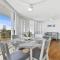 Kawana Beachside Getaway 1 Bedroom Apartment