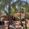 Sandcastle Cottages 1 AC - Indoor Pool - WiFi - SmartTV - Parking - Diveagar