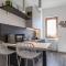 GuestHost - Licia & Tonino Apartments near the station