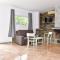 Barreira Beachfront Room 1