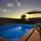 Villa da Silva (Heated Pool and Private Parking)