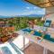APARTMENT MAGDA with a parking space and sea view