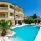 Vila Stanić with pool (new apartment for 4)