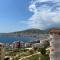 Lovely 2 bedroom apartment with a great sea view