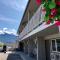 The Canterbury Inn of Downtown Invermere