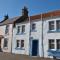 Sand And Sea Cottage- lovely family home Crail
