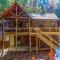 Brand New Build Luxury Mountain Chalet with Hot tub, pool, Game Room, Premium features