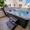 Villa Miss Sunshine with private jacuzzi