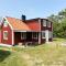 Cozy cottage next to a running stream on the east side of Oland