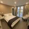 Room Mondello 5