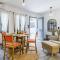The Grey Home - Central & Stylish Island Retreat