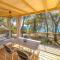 Pine Beach Pakostane Glamping Homes - All Inclusive light