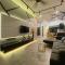 SIX Boutique Residence @ Ipoh Garden Landed House 8pax