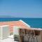 Lavender Suite with Sea View - Beach at your Doorstep