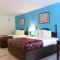 Hilltop Inn & Suites, near Foxwoods Casino - Habitación Deluxe Queen