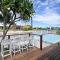 Stunning Mooloolaba Waterfront Home -10 guests ZB1