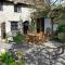 Character 2 double bedroom cottage in Shaftesbury