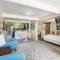 Mid-Century Luxury Suite - Marin Stay Near SF, Napa & Sonoma