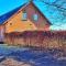 Quiet and cozy apartment close to nature in villa.