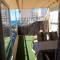 Ático centrico, 50m de la playa, vista al mar y al Peñon, gran terraza, parking, wifi fibra