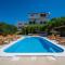 Villa Marija-Two Apartments with shared pool just 100m from beach